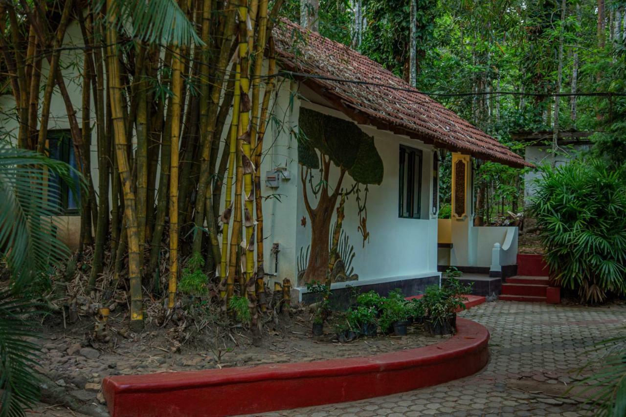 Orchid Trails Resort Sultan Bathery Exterior foto