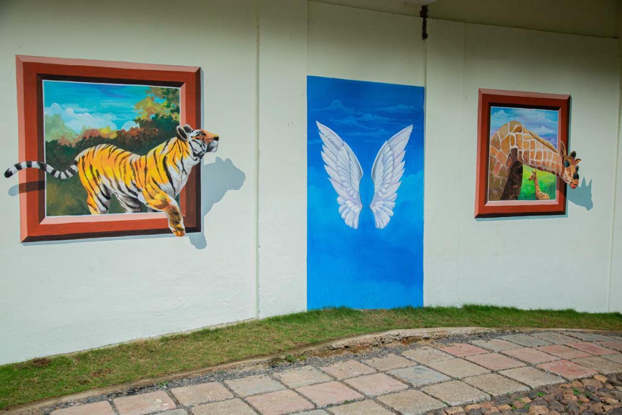 Orchid Trails Resort Sultan Bathery Exterior foto