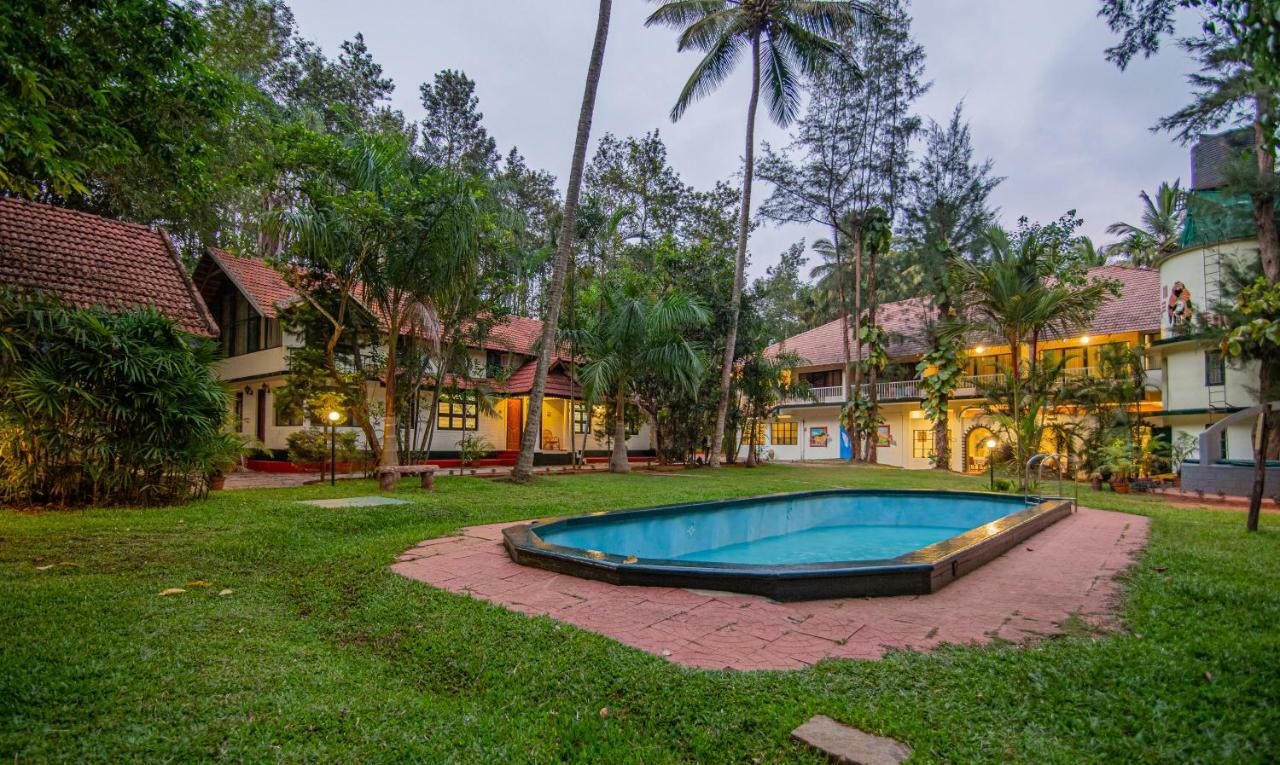 Orchid Trails Resort Sultan Bathery Exterior foto